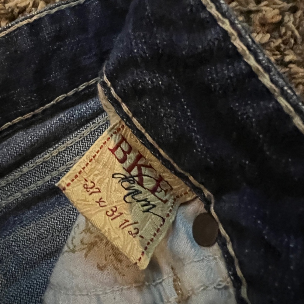 Womans Jeans